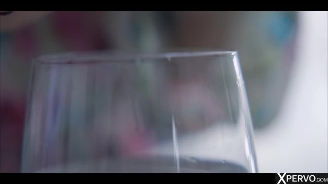 18-летняя цыпочка и её ярко выраженная нимфомания - #2