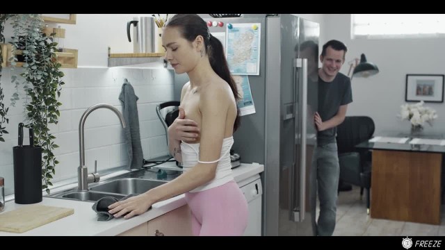 Есть прекрасный способ трахать свою сводную сестру без всяких ограничений - #3