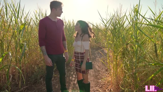 Трахаться с натурщицей входит в обязательную культурную программу - #1